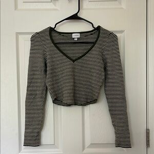 L.A. Hearts from Pacsun Green and White Fitted Crop Blouse